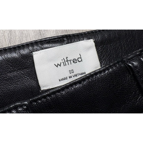 Aritzia Wilfred Black Cropped Melina High Rise Vegan Leather Pants Size 00 Biker - Picture 11 of 13